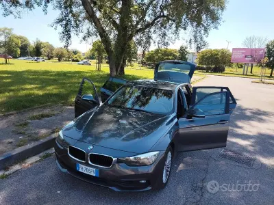 Usata BMW 318 150 CV (110 kW) 2017 Grigio Station wagon
