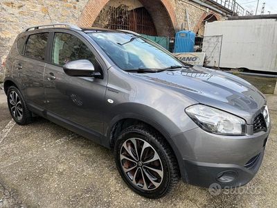 Grigio Usata 2012 Nissan Qashqai Tekna SUV | 7500 € (Buon prezzo)