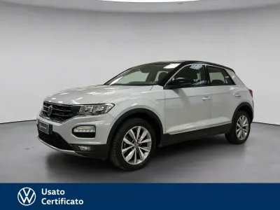 Usata VW T-Roc Style 110 CV (80 kW) 2021 Grigio pastello SUV