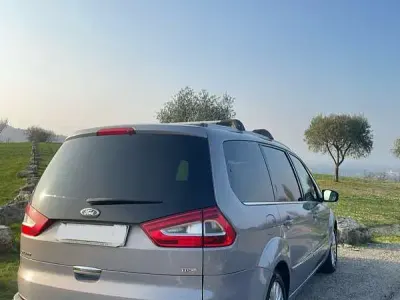 Usata Ford Galaxy Individual 163 CV (119 kW) 2011 Grigio Monovolume