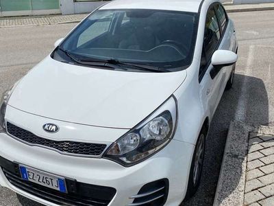 usata Kia Rio 5p 1.1 crdi Active