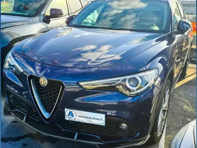 Usata Alfa Romeo Stelvio 210 CV (154 kW) 2019 Blu SUV
