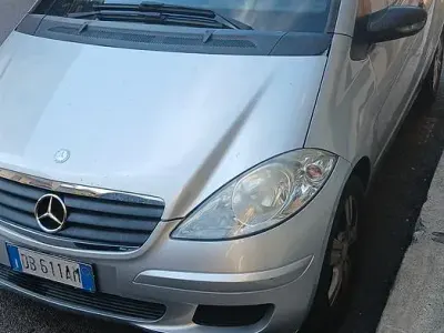 Usata Mercedes A180 109 CV (80 kW) 2006 Grigio Berlina