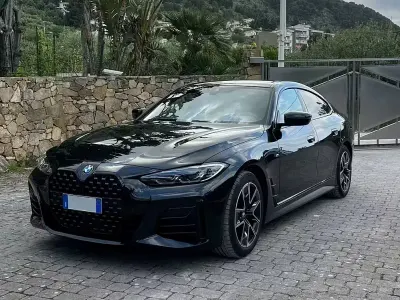 Usata BMW 420 190 CV (139 kW) 2023 Grigio Berlina