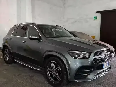 Usata Mercedes GLE300 Executive 245 CV (180 kW) 2020 Grigio SUV