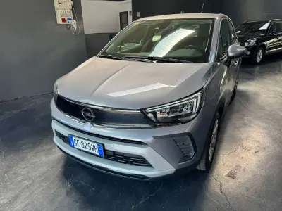 Usata Opel Crossland Ultimate 110 CV (80 kW) 2021 Grigio SUV