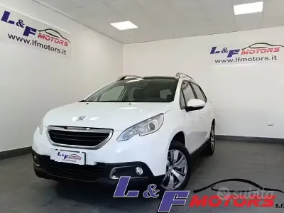 Usata Peugeot 2008 Allure 81 CV (59 kW) 2016 Bianco SUV