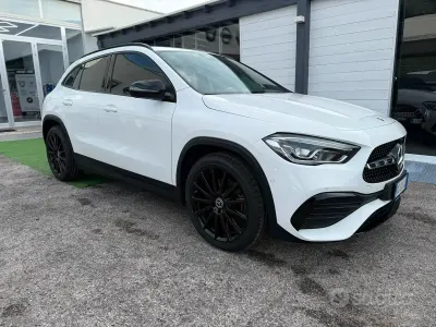 Usata Mercedes GLA200 Premium 150 CV (110 kW) 2021 Bianco SUV
