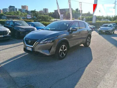 Usata Nissan Qashqai N-Connecta 190 CV (139 kW) 2023 Grigio SUV