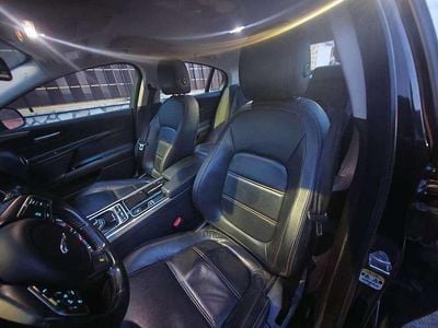 Usata Jaguar XE Prestige 179 CV (131 kW) 2016 Nero Berlina