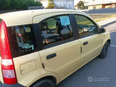 Usata Fiat Panda 54 CV (39 kW) 2007 Giallo Utilitaria