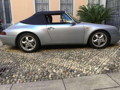 Usata Porsche 993 286 CV (210 kW) 1996 Argento Cabrio