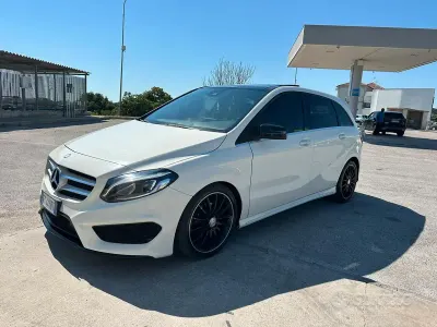 Usata Mercedes B200 136 CV (100 kW) 2016 Bianco Utilitaria