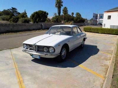 Usata Alfa Romeo 2000 Sprint 118 CV (86 kW) 1961 Bianco Coupé