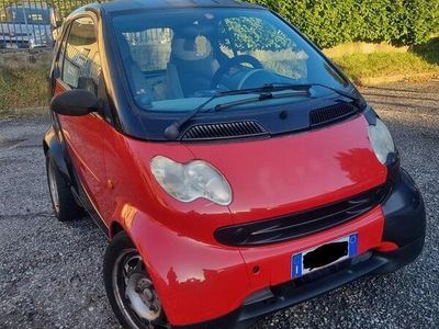 Usata 2002 Smart ForTwo Coupé Utilitaria | 3000 €