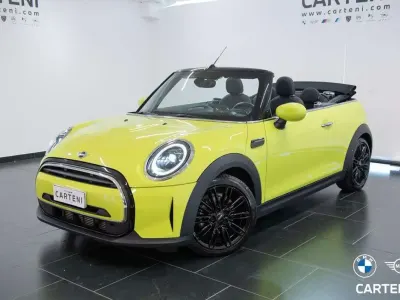 Usata Mini Cooper Cabriolet 136 CV (100 kW) 2021 Zesty yellow Cabrio