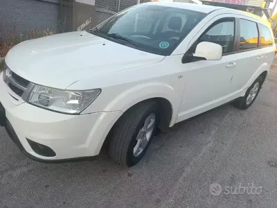 Usata Fiat Freemont 140 CV (102 kW) 2013 Bianco SUV