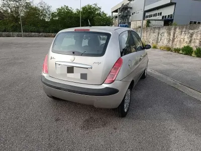 Usata Lancia Ypsilon 69 CV (50 kW) 2005 Utilitaria