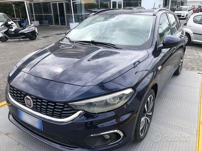 Usata Fiat Tipo Lounge 95 CV (69 kW) 2016 Blu Station wagon