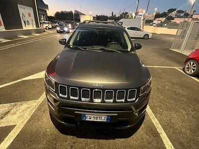 Usata Jeep Compass 120 CV (88 kW) 2019 Grigio SUV