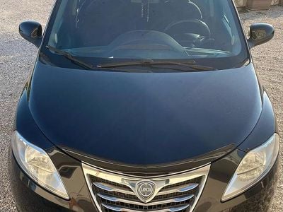 Usata Lancia Ypsilon 69 CV (50 kW) 2011 Nero Utilitaria