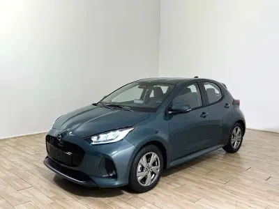 Nuova Mazda 2 116 CV (85 kW) 2026 Verde Utilitaria
