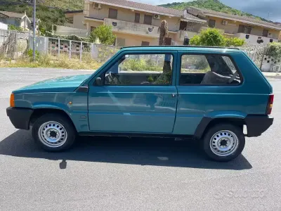 Usata Fiat 750 45 CV (33 kW) 1992 Bluazzurro Berlina
