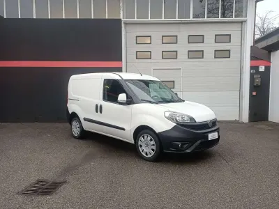Usata Fiat Doblò 95 CV (69 kW) 2019 Bianco Monovolume