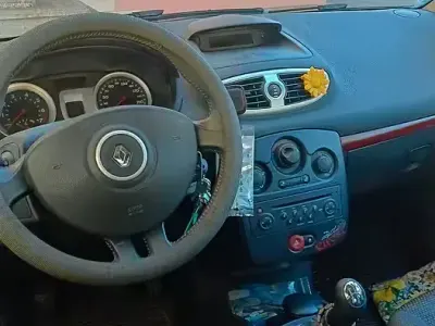 Usata Renault Clio III 2007 Grigio Berlina