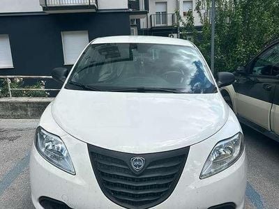 Usata Lancia Ypsilon 69 CV (50 kW) 2014 Utilitaria