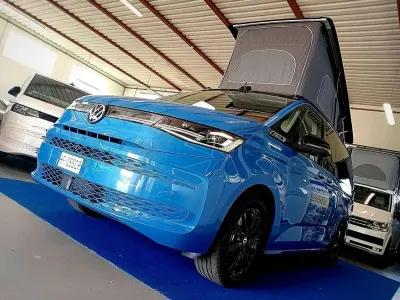 Nuova VW California California 150 CV (110 kW) 2026 Medium blue y52t Furgone