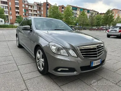 Usata Mercedes E250 Avantgarde 204 CV (150 kW) 2011 Grigio Berlina