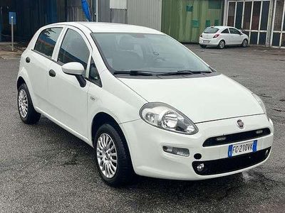 Usata Fiat Punto Street 69 CV (50 kW) 2017 Bianco Utilitaria