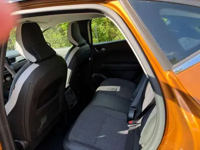 Usata Renault Captur Intens 101 CV (74 kW) 2020 Arancione SUV