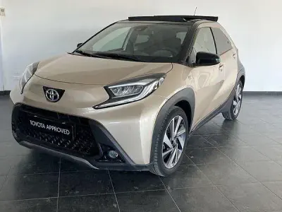 Usata Toyota Aygo X Lounge 72 CV (52 kW) 2024 Rosso SUV