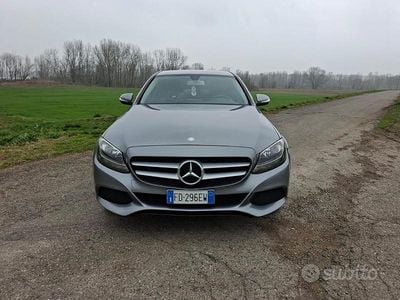 Usata Mercedes C220 170 CV (125 kW) 2016 Grigio Berlina