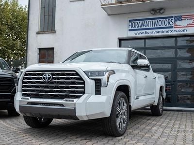 Nuova Toyota Tundra 437 CV (321 kW) 2025 Bianco Pick-up