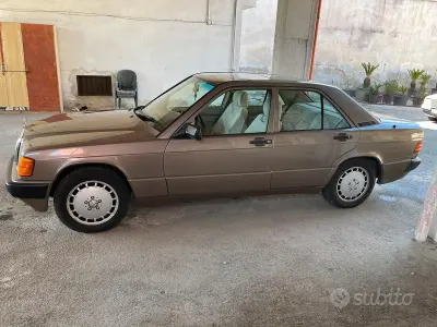 Usata Mercedes 190 1989 Berlina