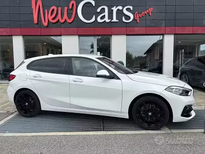 Usata BMW 118 Advantage 140 CV (102 kW) 2019 Bianco Utilitaria