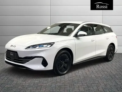 Nuova BYD Seal Boost 183 CV (134 kW) 2025 Polar white
