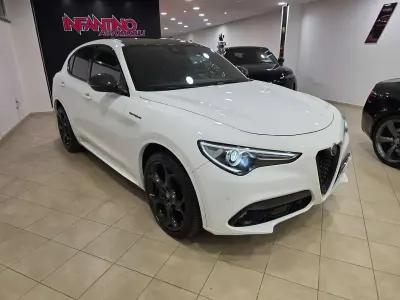Usata Alfa Romeo Stelvio Estrema 209 CV (153 kW) 2022 Bianco SUV