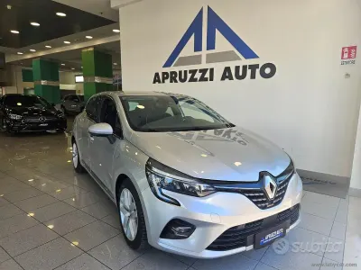 Usata Renault Clio V 91 CV (66 kW) 2021 Argento Berlina