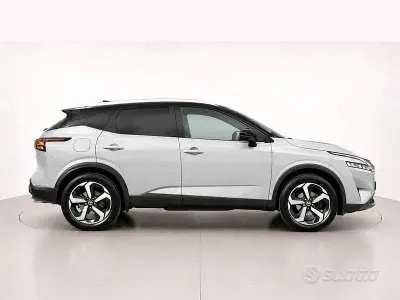 Usata Nissan Qashqai N-Connecta 140 CV (102 kW) 2022 Grigio SUV