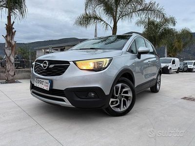 Usata Opel Crossland X 110 CV (80 kW) 2018 Grigio SUV
