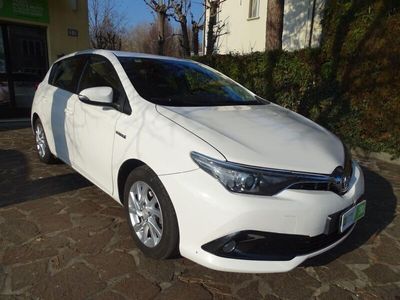 usata Toyota Auris Hybrid 1.8 Hybrid 1.8b Hybrid 100cv CVT