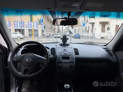Usata Kia Soul 126 CV (92 kW) 2012 Nero SUV