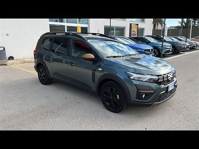 Usata Dacia Jogger Extreme 140 CV (102 kW) 2024 Verde Monovolume