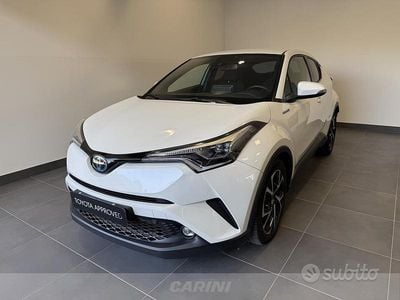 Usata Toyota C-HR Trend 122 CV (89 kW) 2020 Bianco SUV