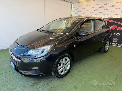 Usata Opel Corsa 86 CV (63 kW) 2015 Nero Utilitaria