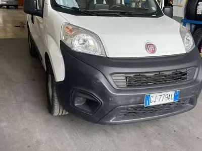 Occasion Fiat Fiorino 80 ch (58 kW) 2022 Blanc Monospace